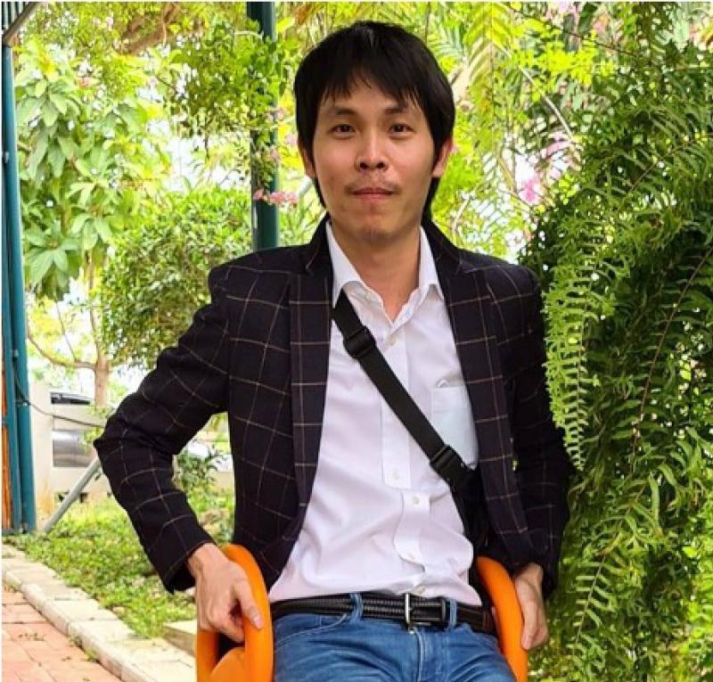 Mr.   Sirisommai